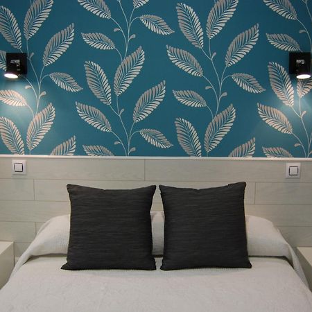 Hostal Petite Maman Мадрид Номер фото